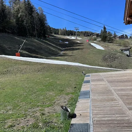 Petit Refuge アパート ラ・プラーニュ